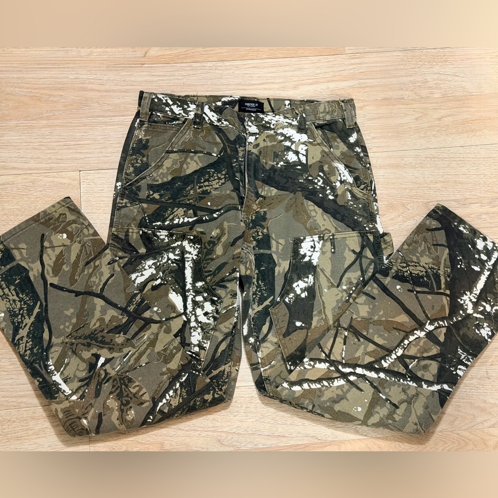 Forever 21 Straight Camo Pants in Green and Brown